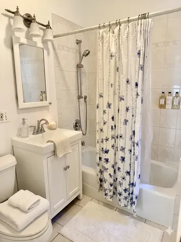 2655 North Mozart Street Chicago IL 60647