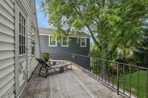2734 Lawndale Avenue Evanston IL 60201