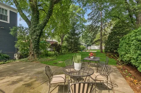 2734 Lawndale Avenue Evanston IL 60201