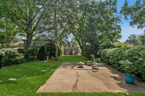 2734 Lawndale Avenue Evanston IL 60201