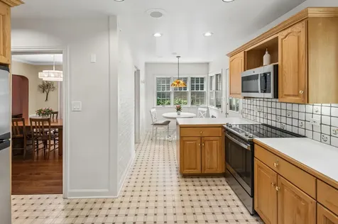 2734 Lawndale Avenue Evanston IL 60201