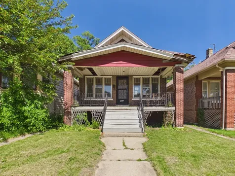 7955 South Ridgeland Avenue Chicago IL 60617
