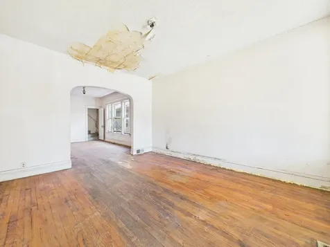 7955 South Ridgeland Avenue Chicago IL 60617