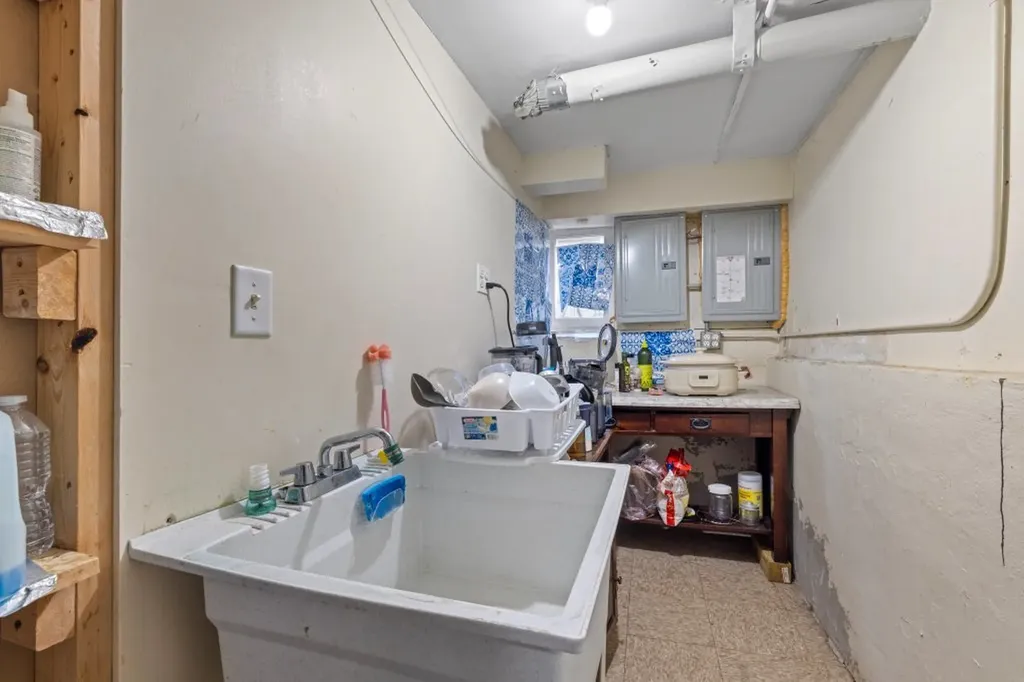 5349 West Fletcher Street Chicago IL 60641