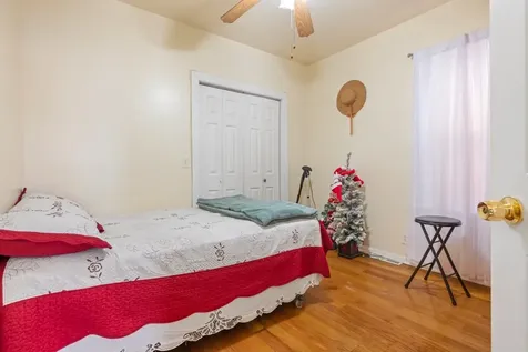 5349 West Fletcher Street Chicago IL 60641