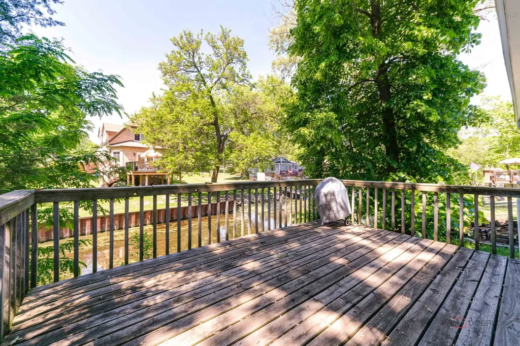 42360 North Willow Street Antioch IL 60002