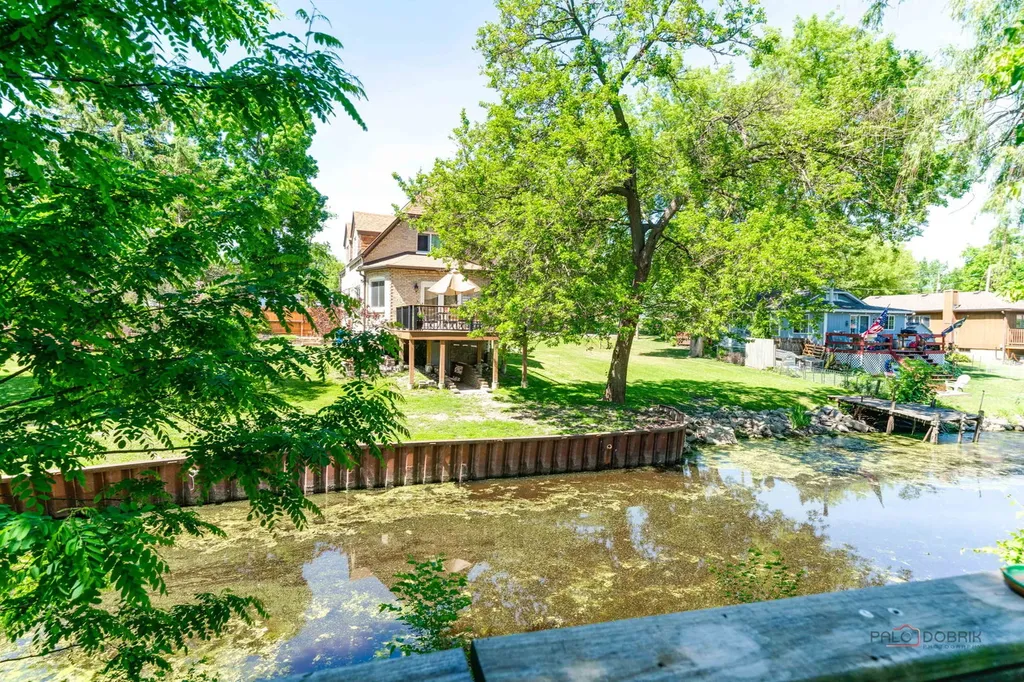 42360 North Willow Street Antioch IL 60002