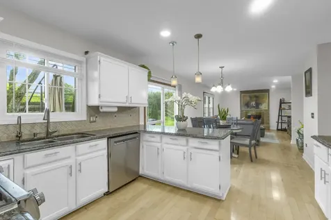 76 Foxboro Lane Gurnee IL 60031