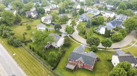 76 Foxboro Lane Gurnee IL 60031