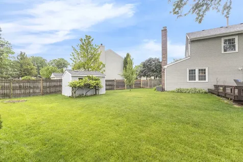 76 Foxboro Lane Gurnee IL 60031