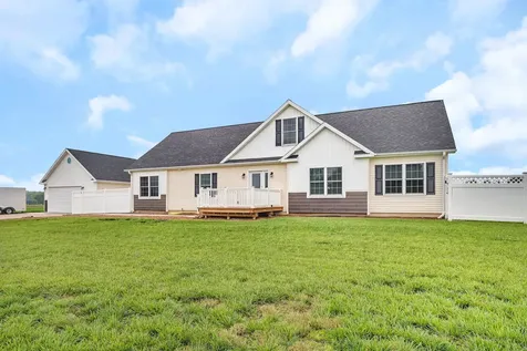 4183 Pine Bluff Road Morris IL 60450