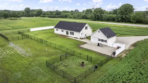 4183 Pine Bluff Road Morris IL 60450