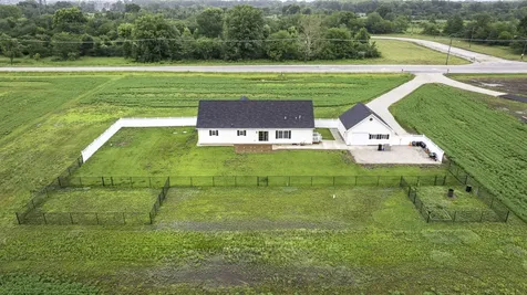 4183 Pine Bluff Road Morris IL 60450