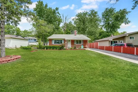 14 East Van Buren Street Villa Park IL 60181