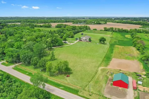 16512 Nelson Road Woodstock IL 60098