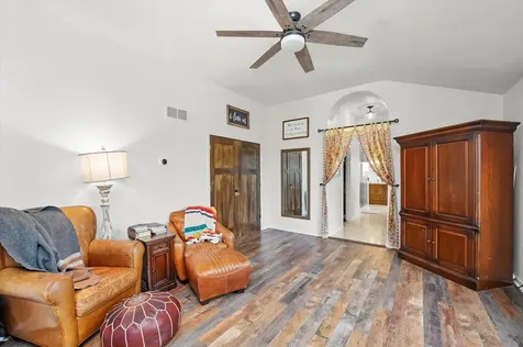 16512 Nelson Road Woodstock IL 60098