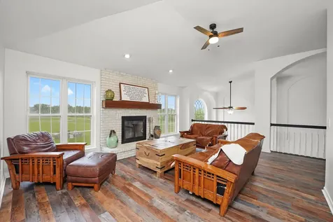 16512 Nelson Road Woodstock IL 60098