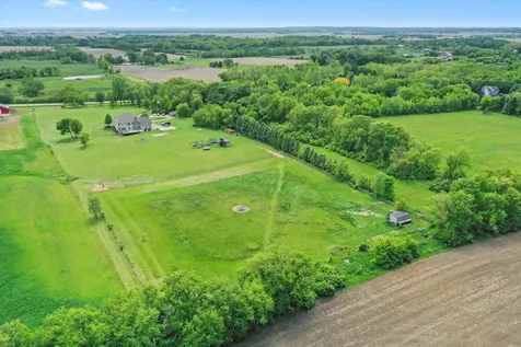 16512 Nelson Road Woodstock IL 60098