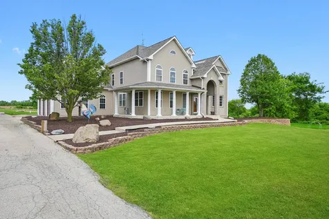 16512 Nelson Road Woodstock IL 60098