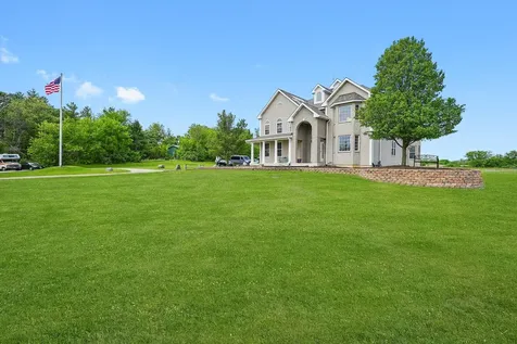 16512 Nelson Road Woodstock IL 60098