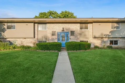 1342 S. 14th Street St. Charles IL 60174