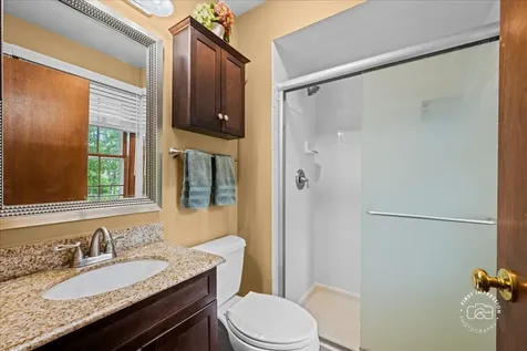 916 Britta Lane Batavia IL 60510