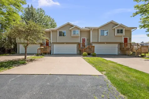3004 3RD Street Moline IL 61264