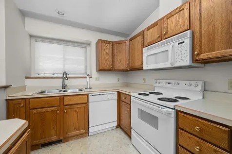 3004 3RD Street Moline IL 61264
