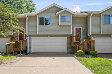 3004 3RD Street Moline IL 61264