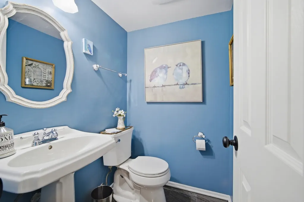 912 Indian Boundary Drive Westmont IL 60559