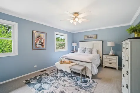 912 Indian Boundary Drive Westmont IL 60559