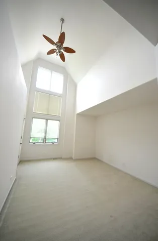1577 South Kembley Avenue Palatine IL 60067