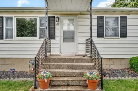 611 Ida Street Joliet IL 60436