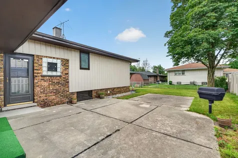 17233 Evans Avenue South Holland IL 60473