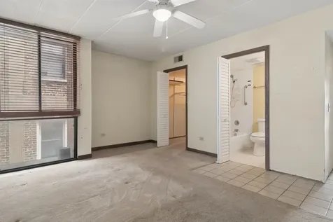 651 West Sheridan Road Chicago IL 60613