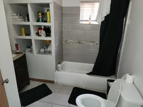 7533 South Dorchester Avenue Chicago IL 60619