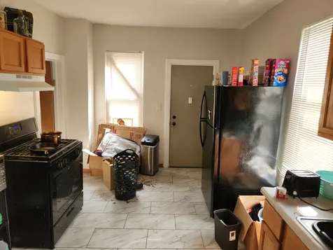 7533 South Dorchester Avenue Chicago IL 60619