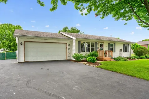 225 Cloud Mist Drive Capron IL 61012