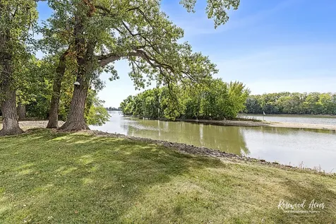 2664 Waldron Avenue Kankakee IL 60901