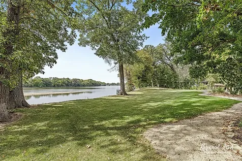 2664 Waldron Avenue Kankakee IL 60901