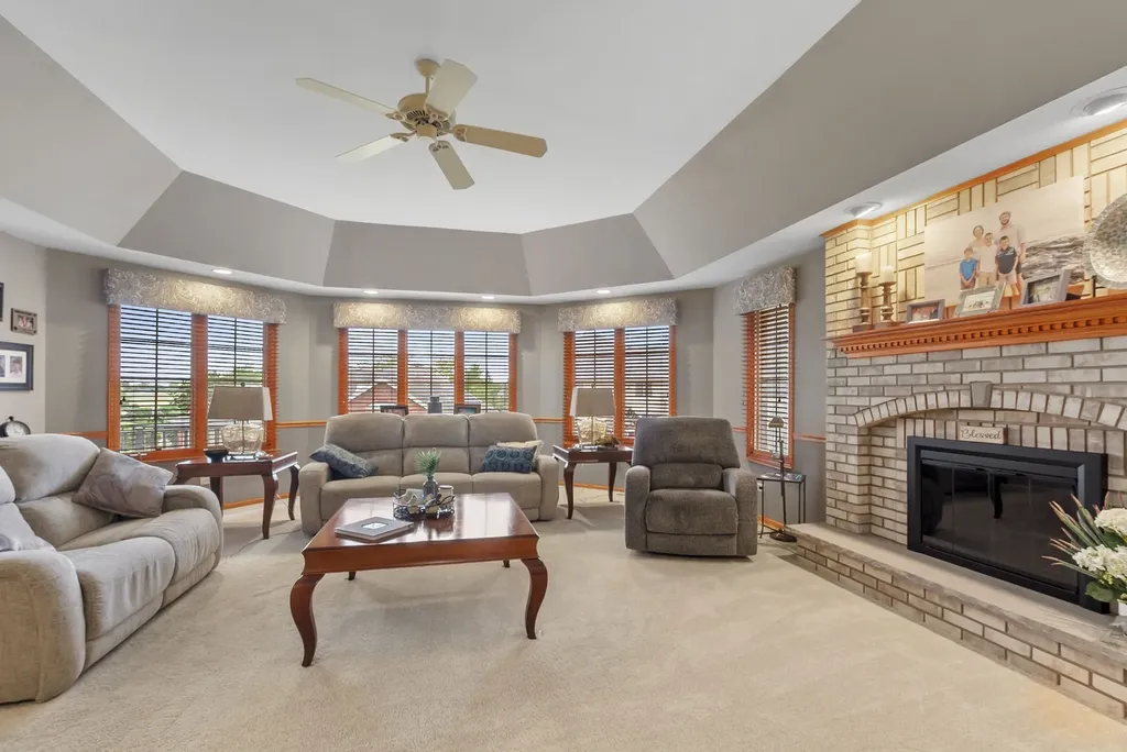 17632 Coronado Drive Orland Park IL 60467