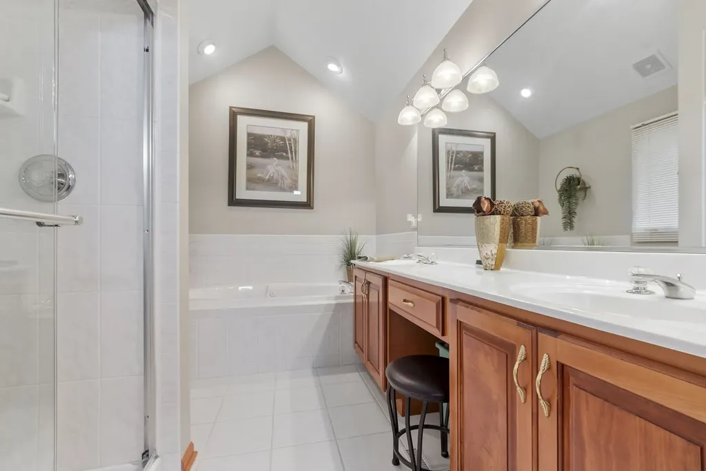 17632 Coronado Drive Orland Park IL 60467
