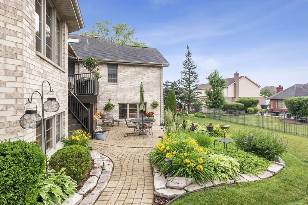 17632 Coronado Drive Orland Park IL 60467