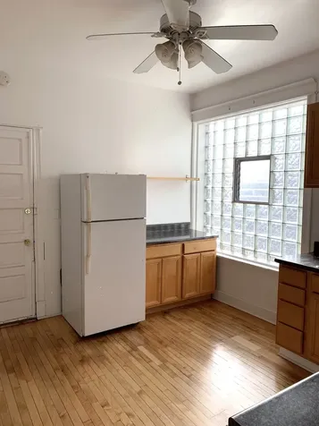 2135 West Division Street Chicago IL 60622