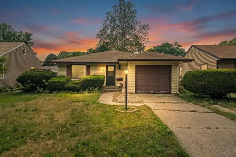 3226 Latham Street Rockford IL 61103