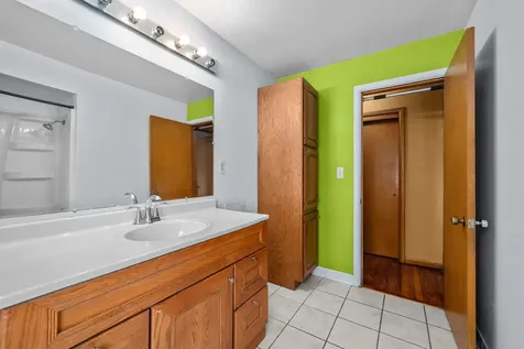 3226 Latham Street Rockford IL 61103