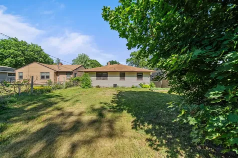3226 Latham Street Rockford IL 61103
