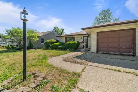 3226 Latham Street Rockford IL 61103