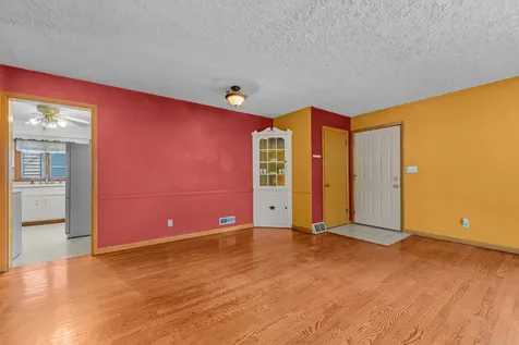 3226 Latham Street Rockford IL 61103