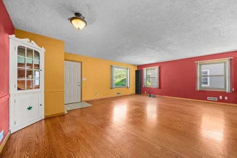 3226 Latham Street Rockford IL 61103